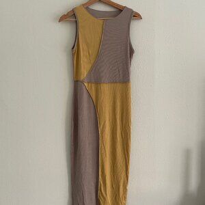 Ribbed Colorblock Midi Dress, Size M